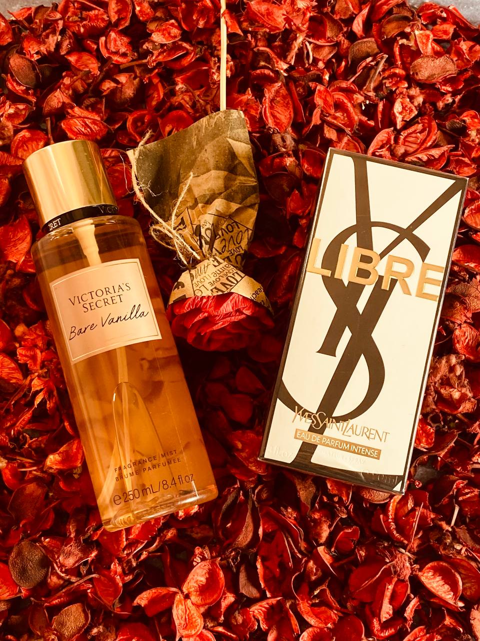 پک کادویی لاکچری زنانه با رایحه گرم و وانیلی | عطر لیبر اینتنسBare Vanilla | کد13