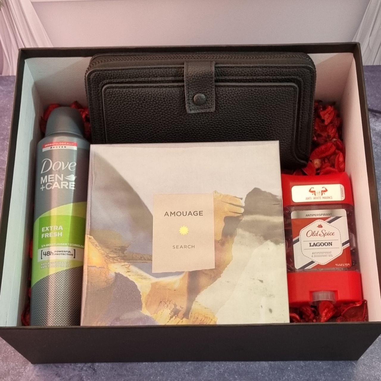 پک هدیه مردانه کد8 | عطر آمواج سرچاسپری داومام