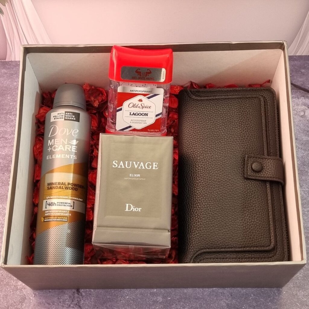 پک هدیه مردانه کد3 | عطر ساواج الکسیر + اسپری داو + مام